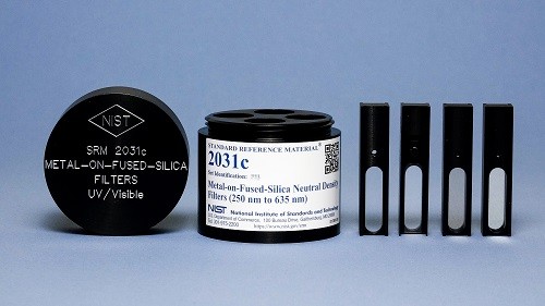 SRM 2031c - 熔石英中性密度濾光片(250 nm至635 nm)